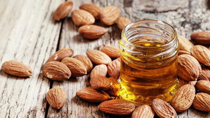 كريم الترطيب بفيتامين e و زيت اللوز الحلو - 35 جم من كيندا